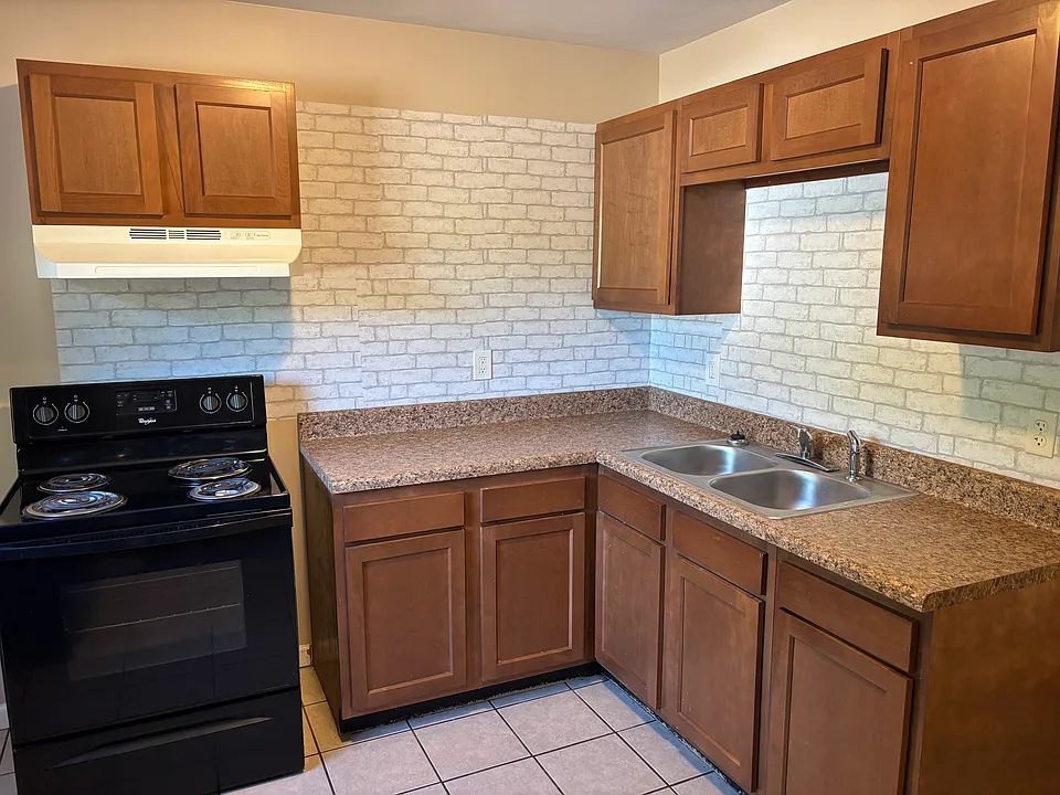 1592 Druid Hill Dr