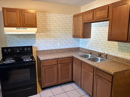 1592 Druid Hill Dr Photo 1