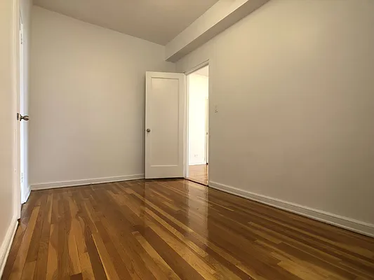 Rented by Compass | media 21