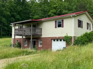 110 Burberry Ln, Charleston, WV 25312