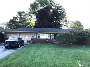 8566 Barbara Lee Dr, Lambertville, MI 48144