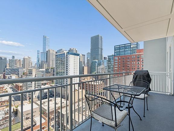 2nd image of 330 W Grand Ave APT 1707