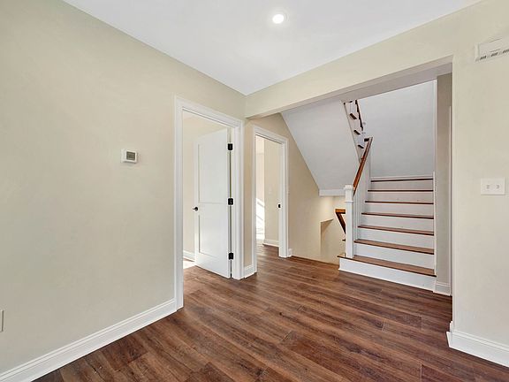 3rd image of 55-57 Bailey Rd #2