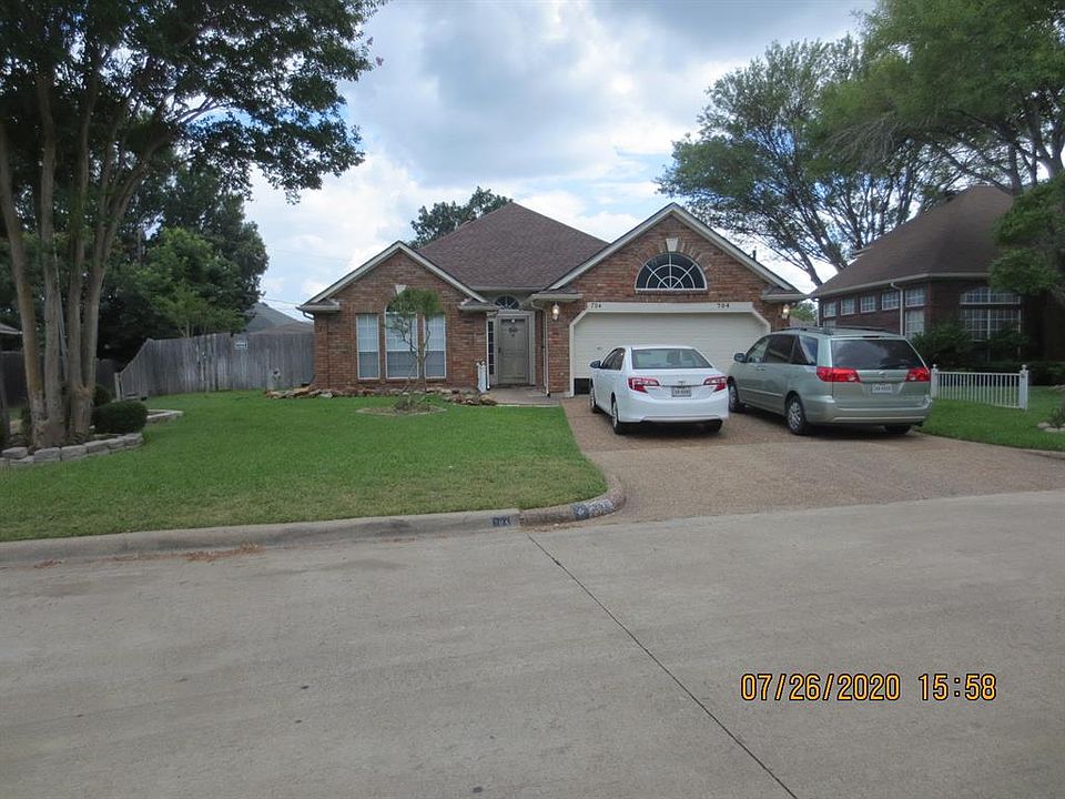 1st image of 704 Summerwood Dr