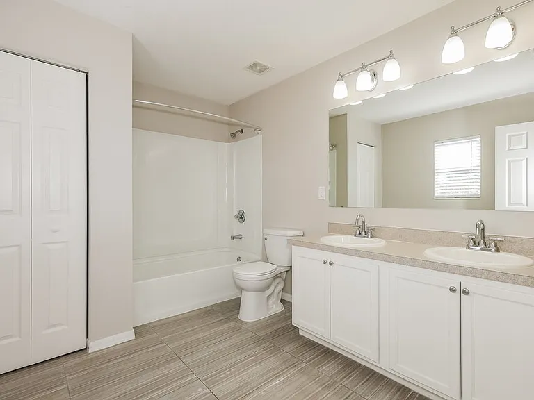 9540 Simeon Dr — Photo 12