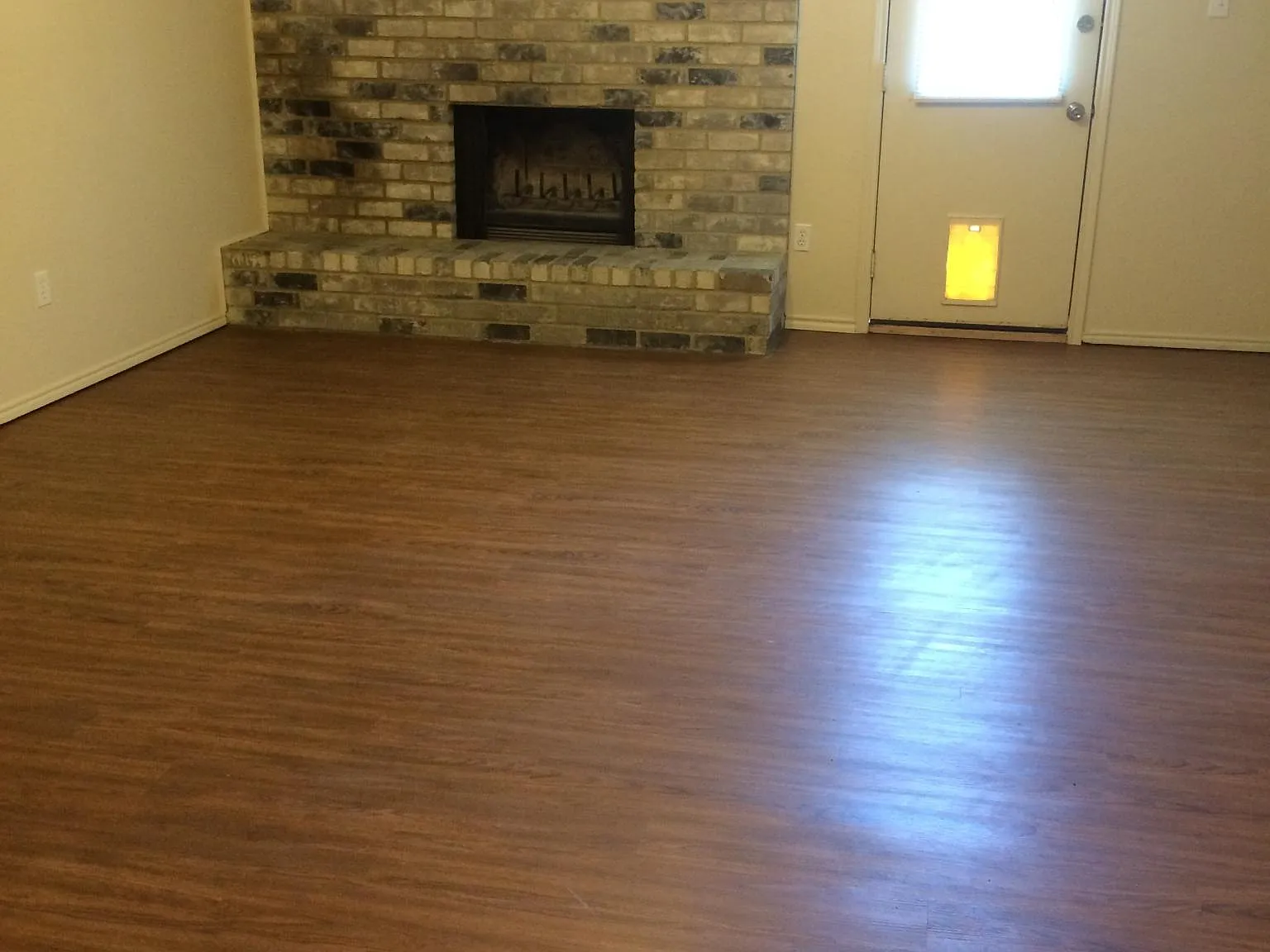 2 bed, 1070 sqft, $1,650 — Photo 4