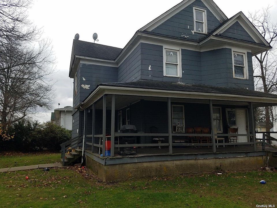 1st image of 35 Whitehouse Ave