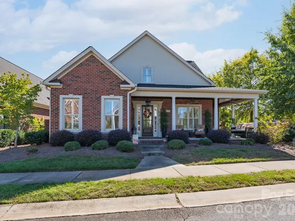 528 Chalmers Row, Rock Hill, SC 29732