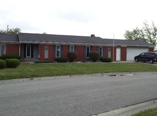 1661 Meadoway St, Defiance, OH 43512