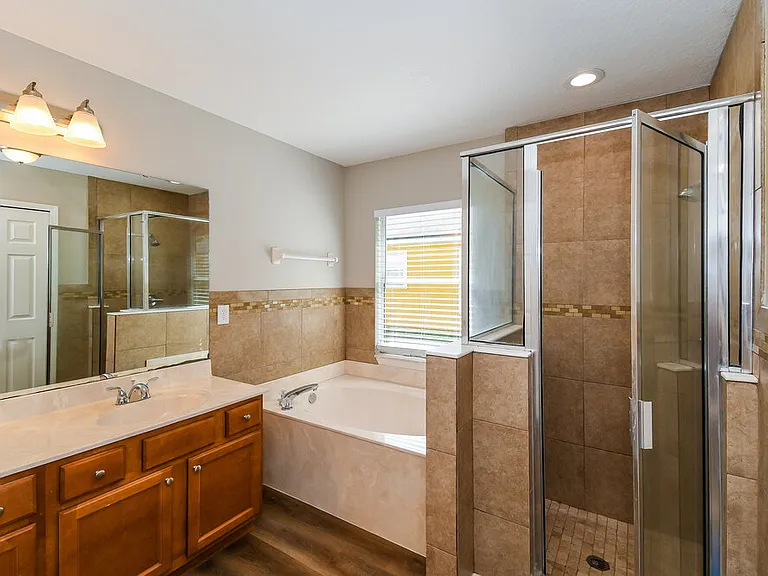 10267 Normanwood Ct — Photo 11