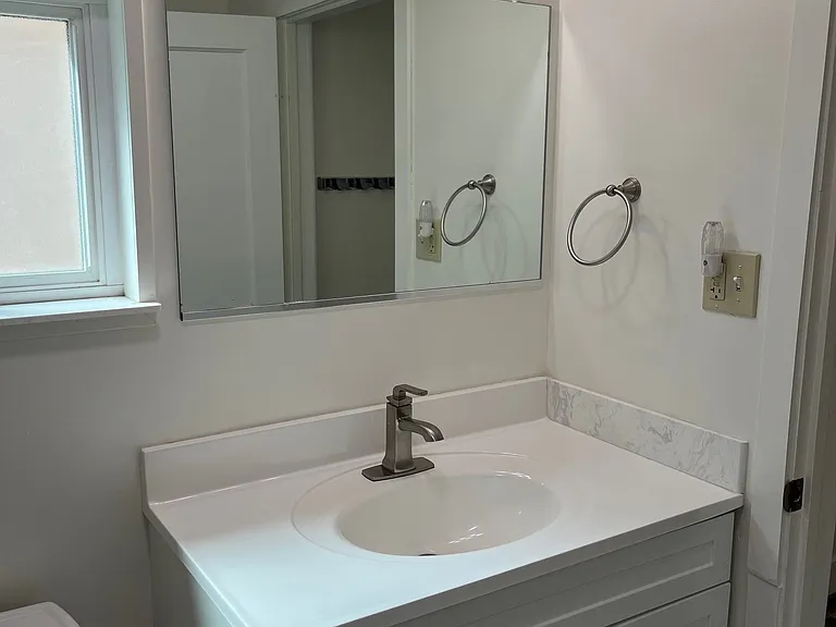 416 Tyrella Ave — Photo 4