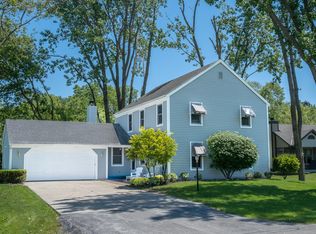 5049 Candlelight Dr, Racine, WI 53402