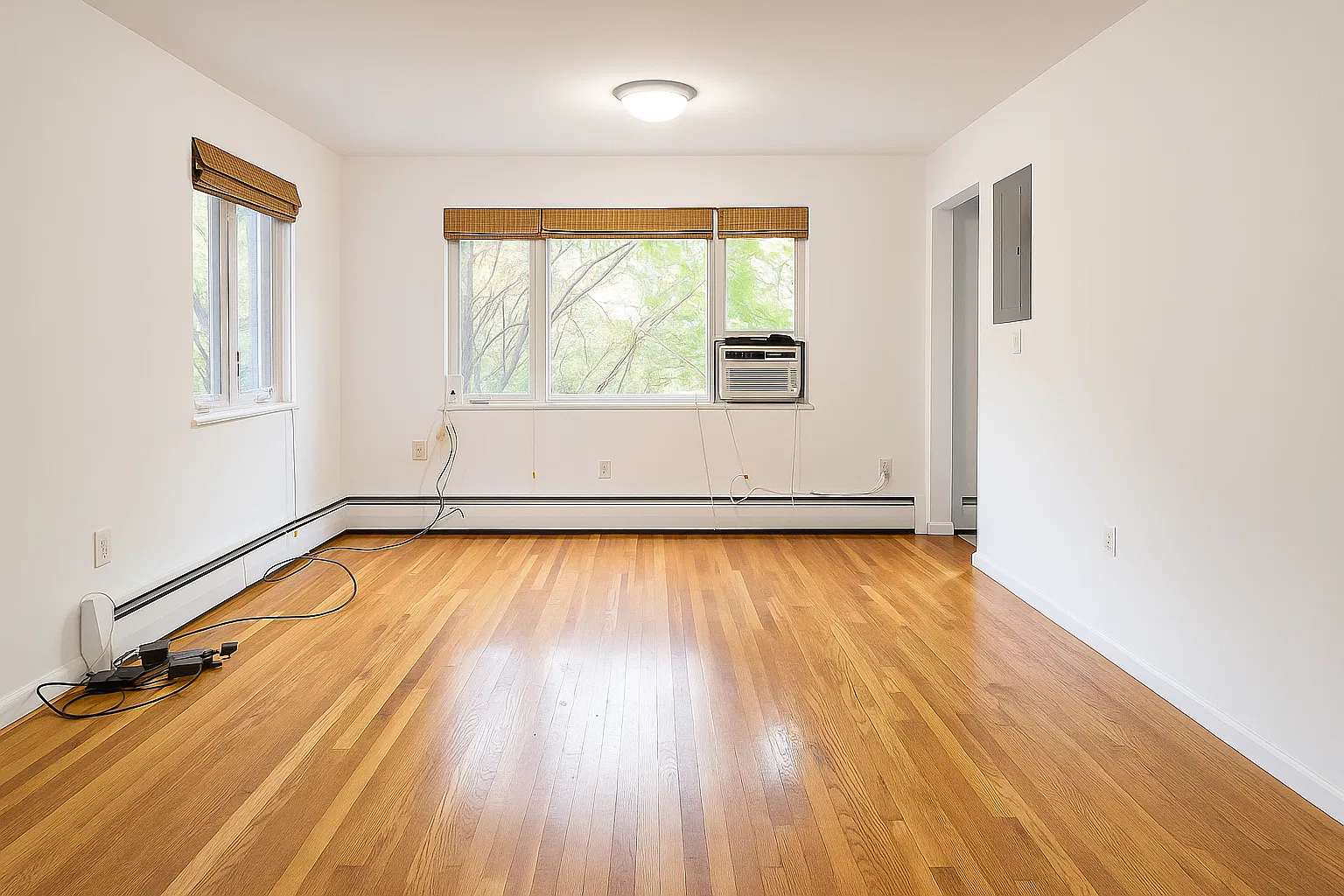 Cozy Studio Near All! — Photo 4
