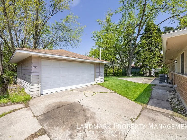 336 Waldmann Dr — Photo 15
