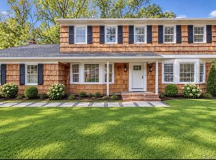 7 Woodland Road, Miller Place, NY 11764