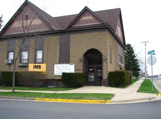 1st image of 920 Kilbourn Ave