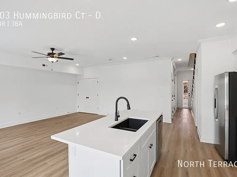Fairview Crossing Townhomes — Photo 128