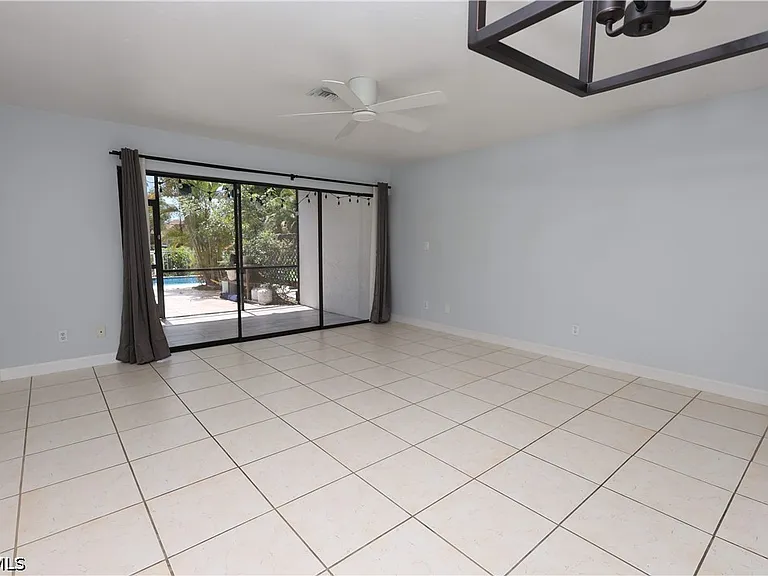 26510 Southern Pines Dr #102 — Photo 6