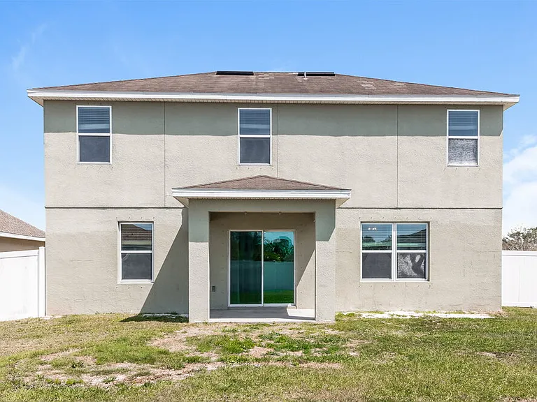 204 Lone Dove Ln — Photo 17