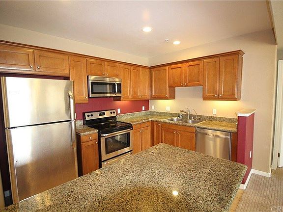 3rd image of 3740 Santa Rosalia Dr #423