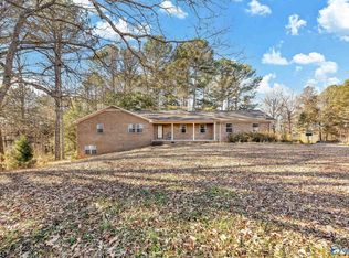 784 Talucah Rd, Valhermoso Springs, AL 35775