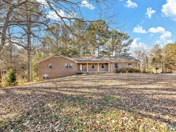 784 Talucah Rd, Valhermoso Springs, AL 35775