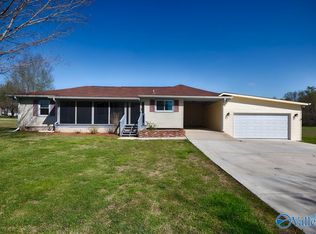 345 Luke Hicks Rd, Hazel Green, AL 35750