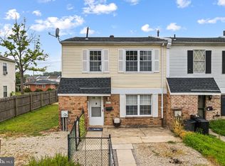 8231 Chelwynde Ave, Philadelphia, PA