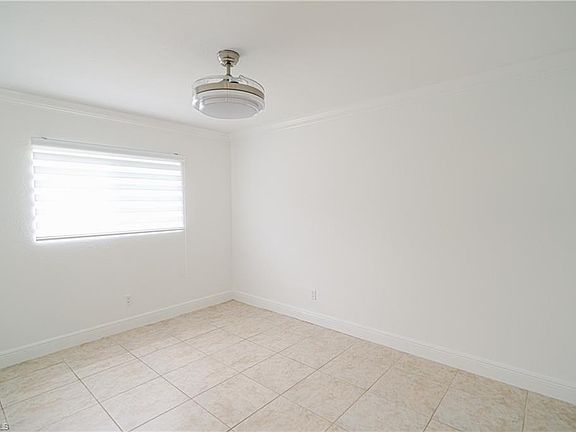5th image of 3725 39th AVE NE