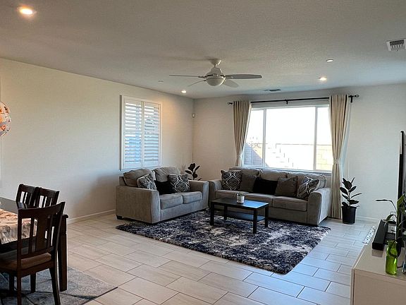 3rd image of 4388 Needlegrass Dr
