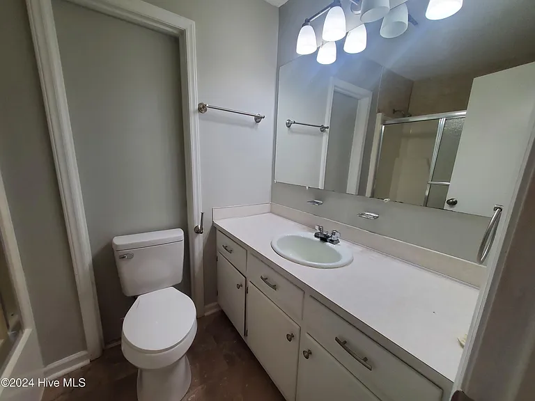 1847 Stanton Dr — Photo 12