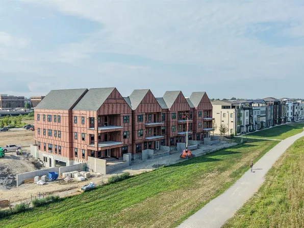 4234 Park Place Cir #303, Blue Ash, OH 45242