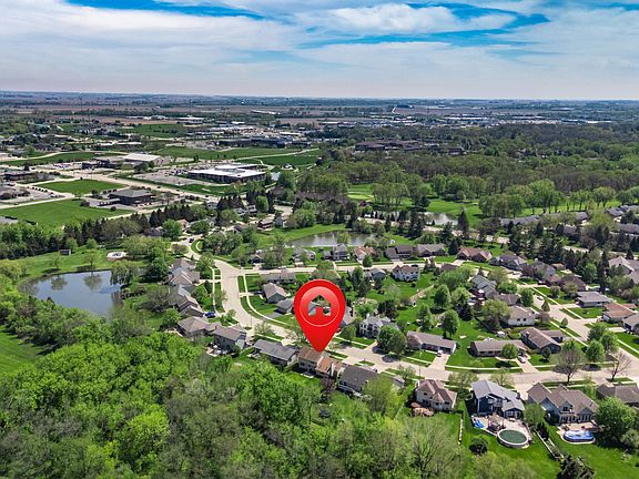 3rd image of 3347 Meadow Trl W
