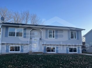 2042 50th St NW, Rochester, MN 55901