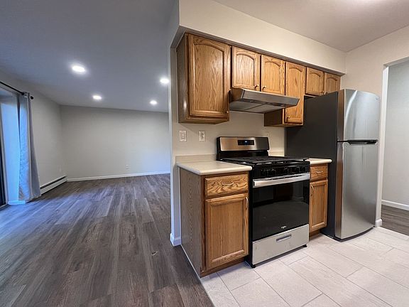 2nd image of 294 High Ave APT B1