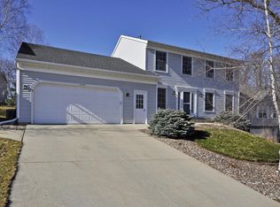 1508 Northern Valley Dr NE, Rochester, MN 55906