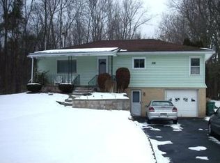 616 Paul Rd, Rochester, NY 14624