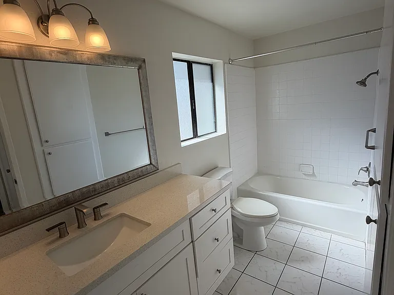 17141 Harbor Bluffs Cir #D — Photo 7