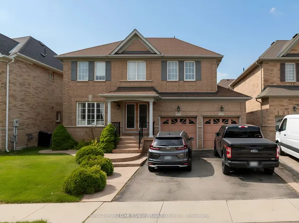 6 Foxmere Rd, Brampton, ON L7A 1S6