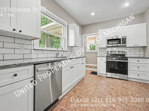 919 Worden St SE, Grand Rapids, MI 49507
