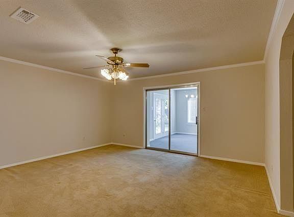 3rd image of 4204 E Pleasant Forest St