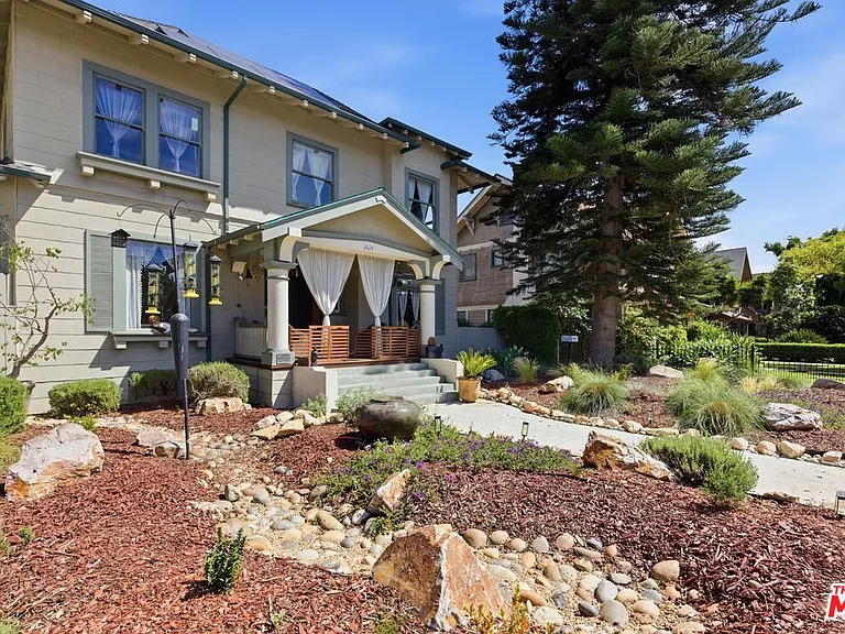 2624 Van Buren Pl — Photo 3