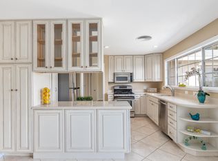 43220 Illinois Ave, Palm Desert, CA 92211