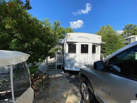 5th image of 4229 E Parkway Lot 58