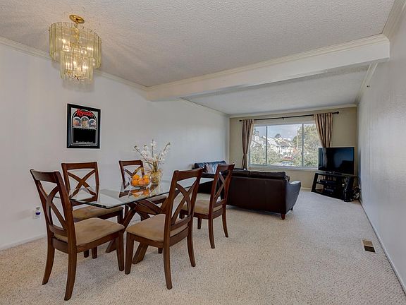 2nd image of 2431 Greendale Dr