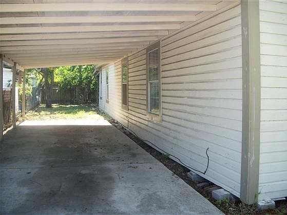 1st image of 2621 Presa St