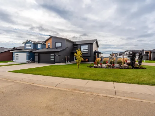 6730 Tri City Way, Cold Lake, AB T9M 0L2