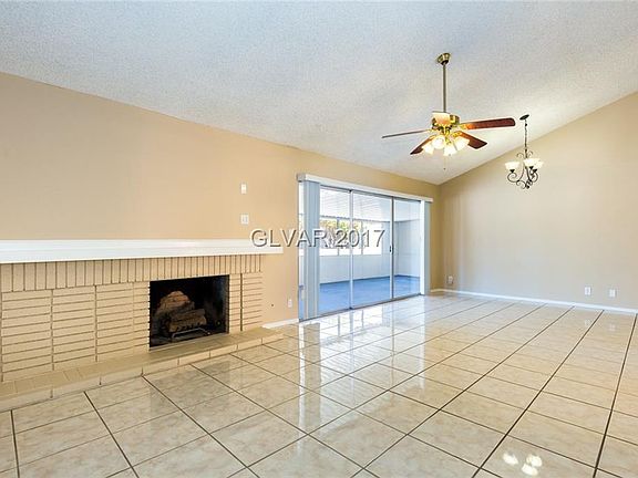 4th image of 2964 Boise St