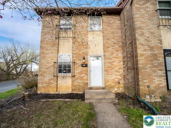 703 S 11th St, Allentown, PA 18103