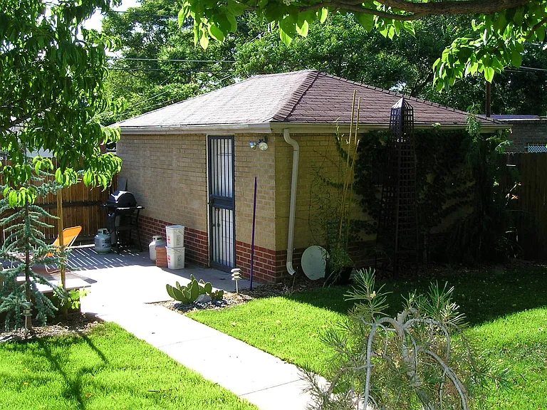 3145 N Columbine St — Photo 14
